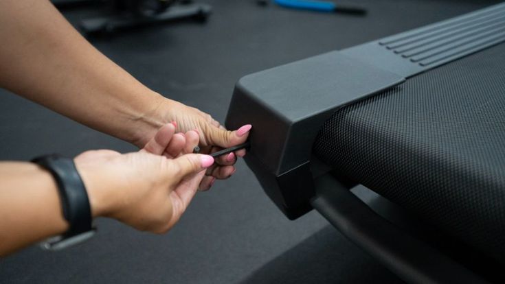How To Check The Treadmill Belt Tension?